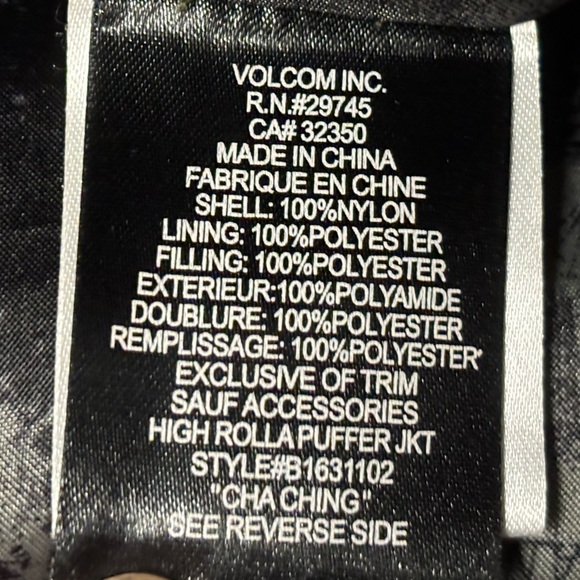 Volcom ChaChing Hooded Puffer Jacket with Zip and Button Closure Size XL PTP 22 - Picture 9 of 9